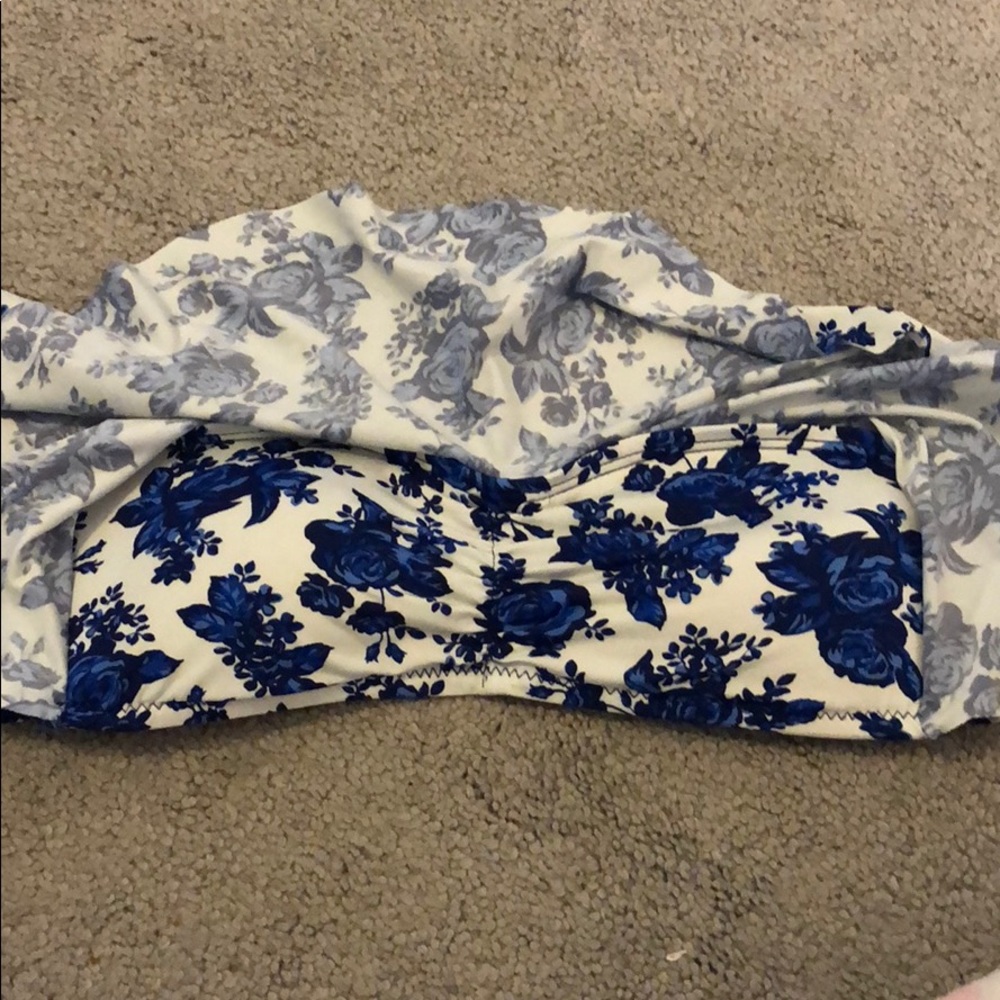 BLUE FLORAL SWIM TOP - Picture 4 of 4
